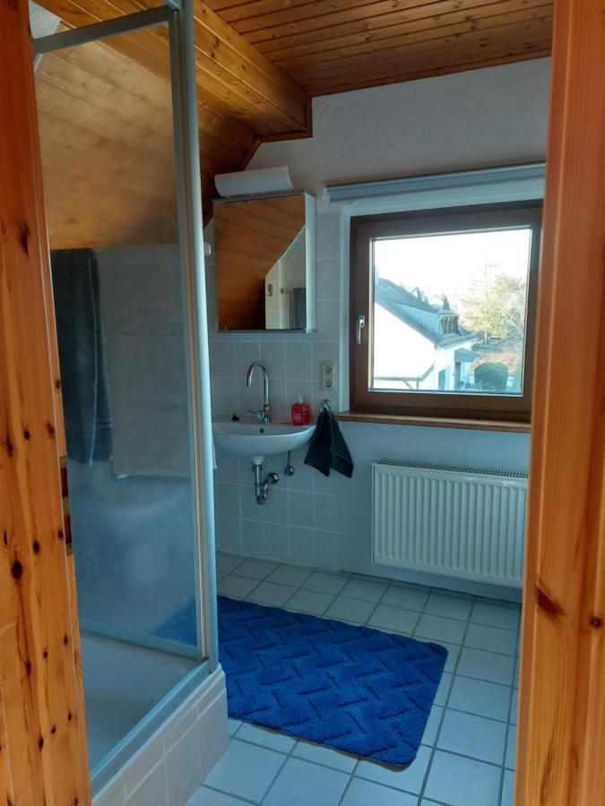 Dachgeschosswohnung Mit Burgblick In Kues Bernkastel-Kues Bagian luar foto